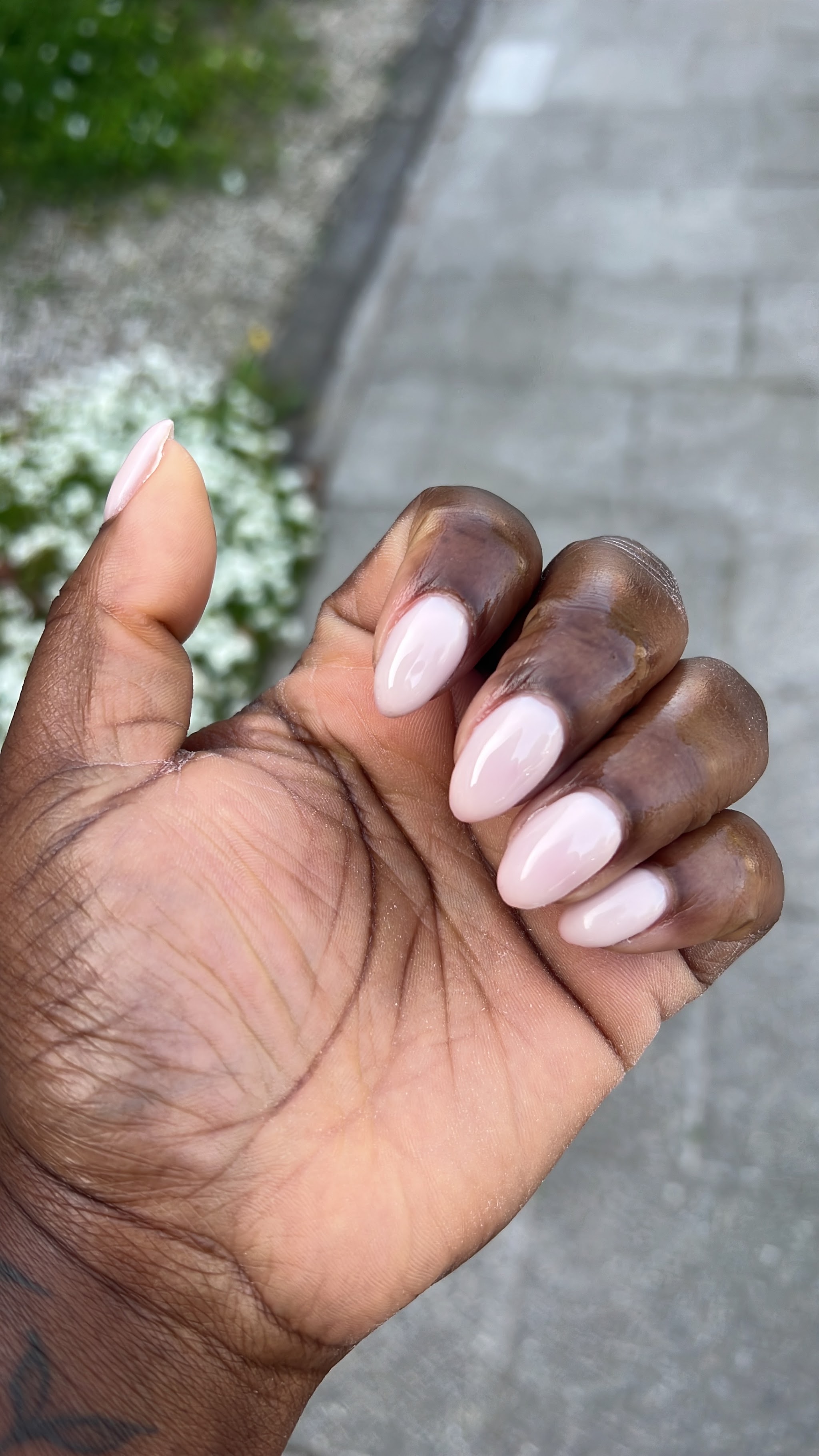 Lichtroze amandelvormige nagels